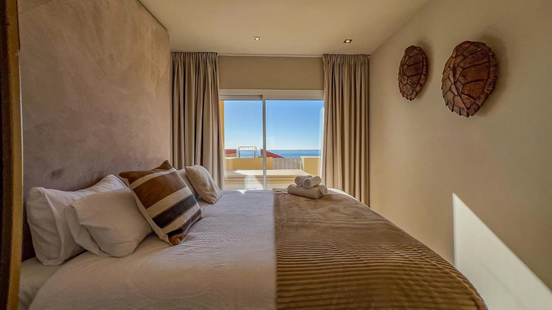 Apartment Oleholidays 547 Romana Playa Vistas Al Mar Marbella Spain